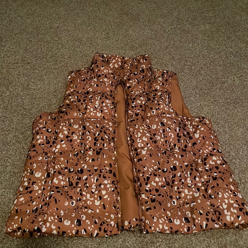 Leopard loft vest